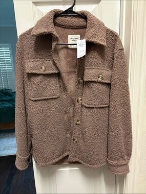 NWT A&F Sherpa Shacket in Brown Taupe XXS